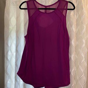 Lululemon Fuschia Key Hole Back Mesh Tank 10